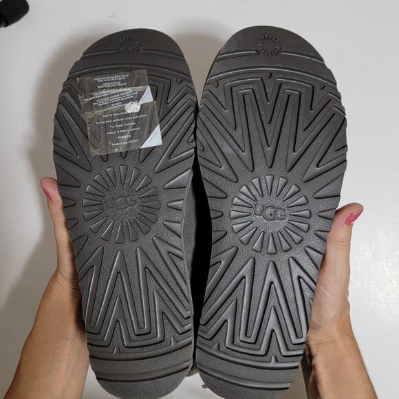 NEW UGG Classic Double Bow Mini Bow Boots Womens 9 Suede Cozy Fur Winter Boho - Picture 7 of 9